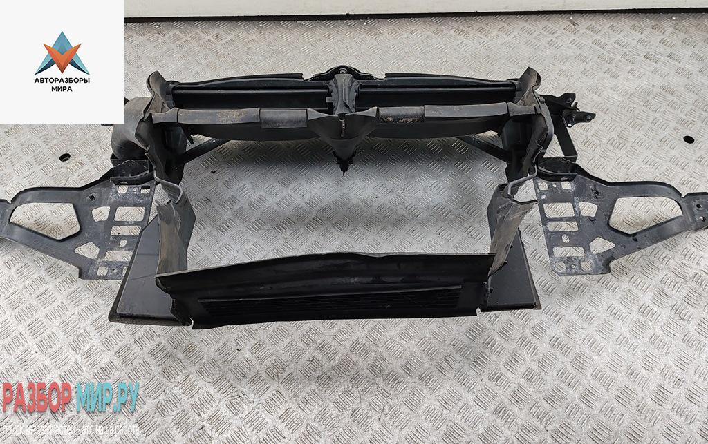Рамка радиатора BMW 5 серия E60/E61 2004, 2.5 л., дизель, АКПП, чёрный, универсал, 7033741 - фото №1