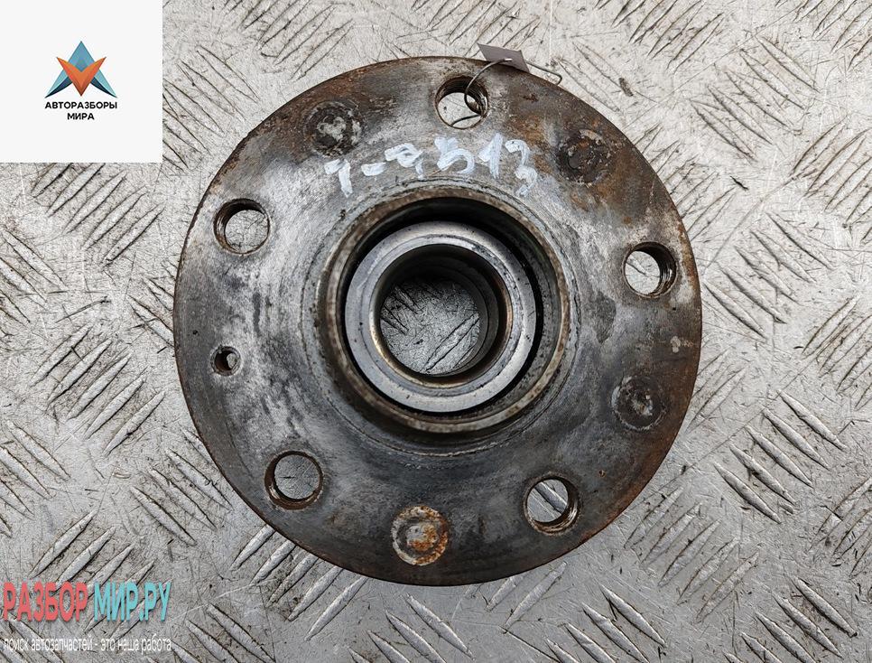 ступица задняя правая Volkswagen Passat B6 2007, 2.0 л., дизель, МКПП, чёрный, универсал - фото №1