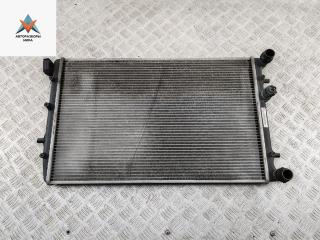 радиатор охлаждения Skoda Fabia 1 поколение (6Y) [рестайлинг] 2004, 1.9 л., дизель, МКПП, чёрный, универсал, 6Q0121253R