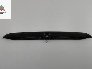 накладка подсветки номера Opel Zafira 1 поколение (A) 2002, 2.2 л., бензин, МКПП, чёрный, минивэн, 90579631