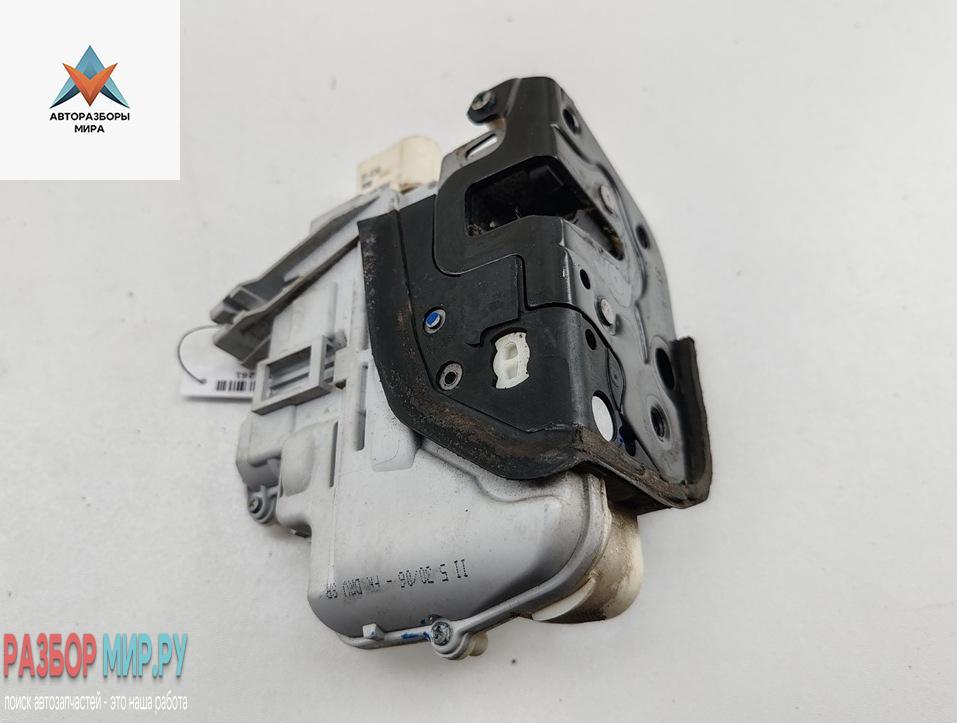 замок двери передней левой Audi A4 B7 2006, 2.0 л., бензин, АКПП, серый, универсал, 8E1837015AA - фото №1