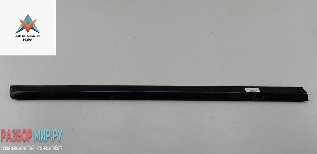 молдинг двери передней левой Audi A6 4B/C5 1998, 2.4 л., бензин, АКПП, синий, седан - фото №1