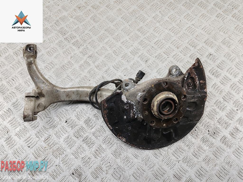 ступица передняя левая Audi A4 B6 2003, 2.5 л., дизель, МКПП, серый, универсал - фото №1