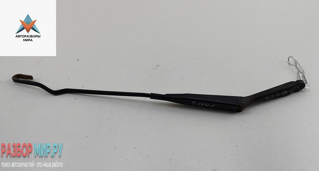 Щеткодержатель (поводок стеклоочистителя) передний Opel Astra G 2000, 1.8 л., бензин, АКПП, красный, универсал, 90559600 - фото №1