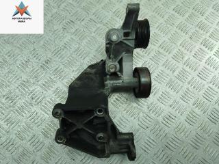 кронштейн генератора Kia Sorento 3 поколение 2016, 2.2 л., дизель, АКПП, серый, внедорожник 5 дв.