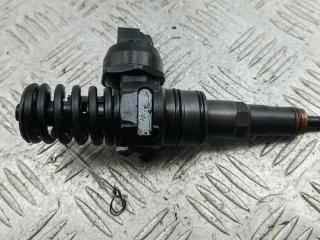 форсунка Volkswagen Passat B6 2007, 2.0 л., дизель, МКПП, серый, универсал, 038130073BQ, 0414720312