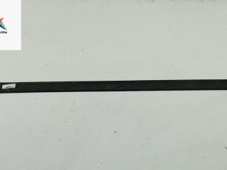 молдинг двери передней левой Volvo S40 1 поколение 1998, 1.9 л., бензин, АКПП, чёрный, универсал, 30803402LH