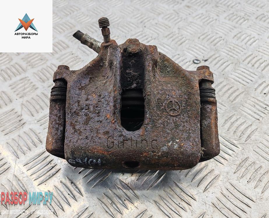 суппорт передний правый Mercedes-Benz E-Класс W124 1985, 2.3 л., бензин, АКПП, коричневый, седан - фото №1