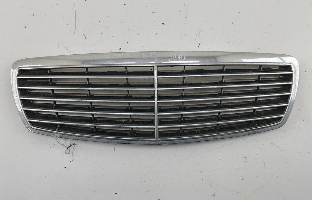 решетка радиатора Mercedes-Benz E W211 2004, синий, универсал, 2118800583