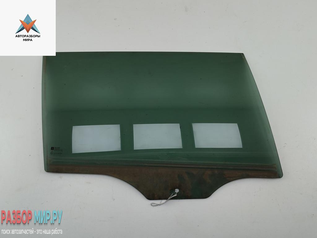 стекло двери задней правой Opel Vectra C 2004, 2.2 л., бензин, МКПП, синий, универсал - фото №1