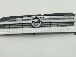решетка радиатора Opel Movano A 2006, белый, микроавтобус, 8200233763