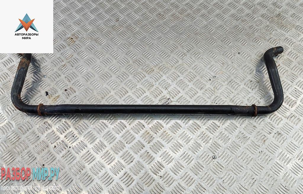 стабилизатор подвески передний Audi A4 B6 2003, 2.5 л., дизель, МКПП, серый, универсал - фото №1