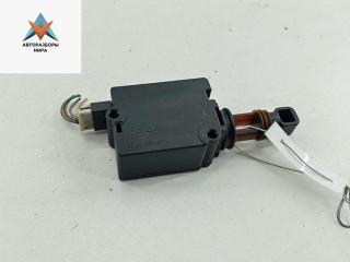 активатор замка багажника BMW 5 серия E39 1997, 2.0 л., бензин, АКПП, синий, седан, 8377569