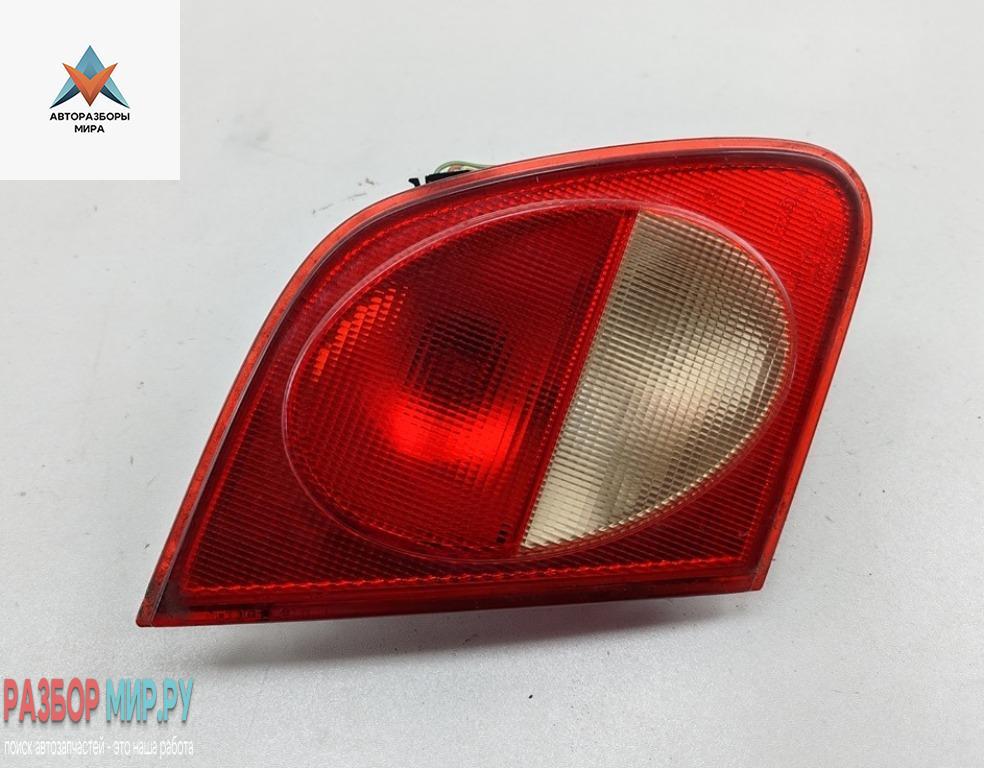 фонарь крышки багажника левый Mercedes-Benz E-Класс W210/S210 1998, 2.8 л., бензин, АКПП, серый, седан, 2108200964 - фото №1