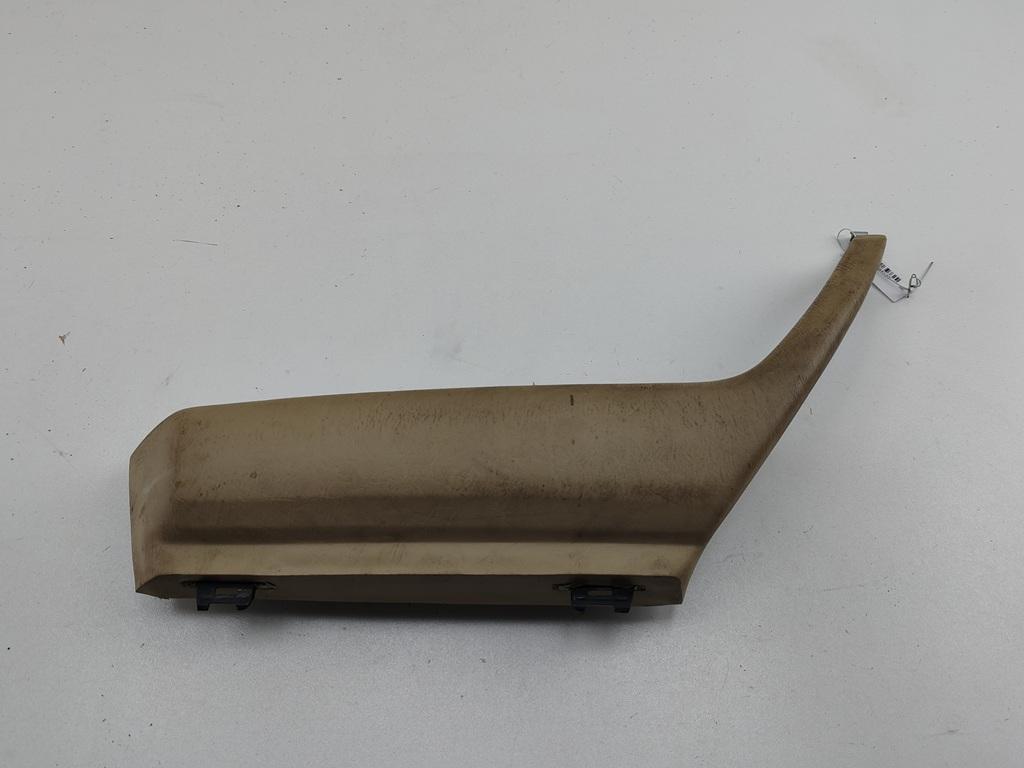 ручка внутренняя передняя левая Mercedes-Benz W124 1985, 2.3 л., бензин, АКПП, коричневый, седан