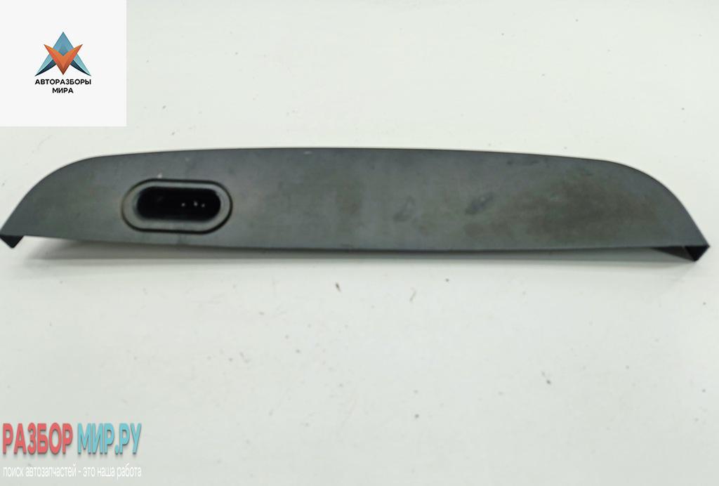 обшивка крышки багажника BMW 5 серия E39 1997, 2.0 л., бензин, АКПП, синий, седан, 8176181 - фото №1