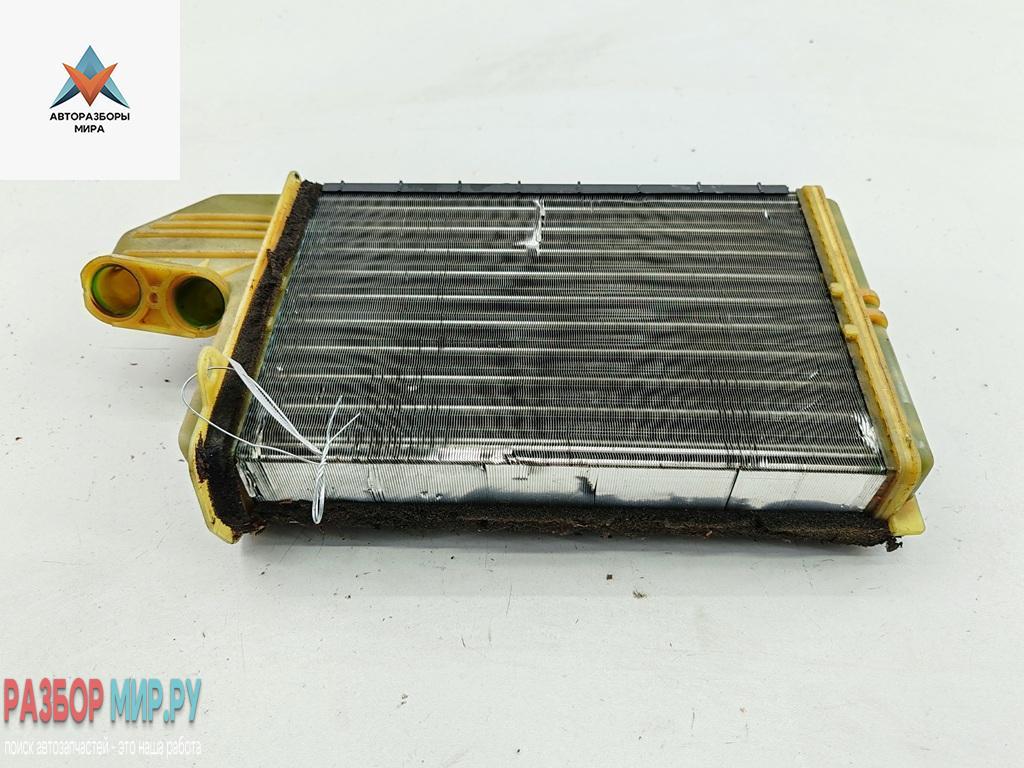 радиатор отопителя (печки) BMW 3 серия E36 1996, 1.8 л., бензин, МКПП, зелёный, универсал, 9177297505 - фото №1