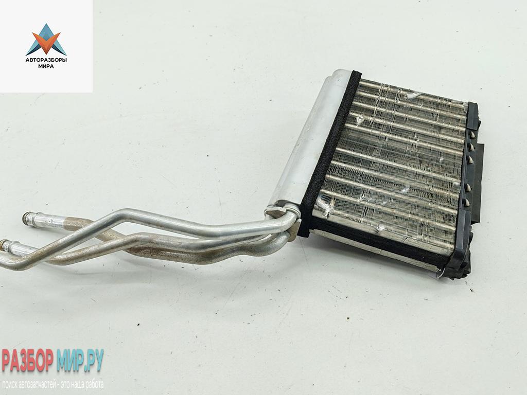 радиатор отопителя (печки) BMW 5 серия E39 1999, 2.0 л., бензин, МКПП, серый, седан, 8373840 - фото №1