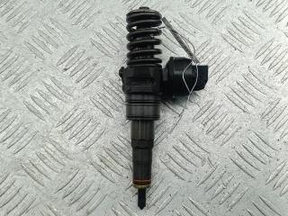 форсунка Volkswagen Passat B6 2005, 2.0 л., дизель, МКПП, серый, универсал, 038130073BQ, 0414720312