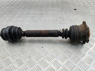 полуось передняя левая (приводной вал, ШРУС) Audi A4 B5 2000, 1.8 л., бензин, АКПП, жёлтый, седан