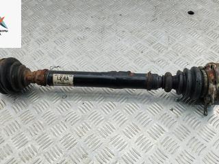 полуось передняя правая (приводной вал, ШРУС) Audi A6 4B/C5 1998, 1.8 л., Ti, бензин, МКПП, синий, седан, 4B0407272AA