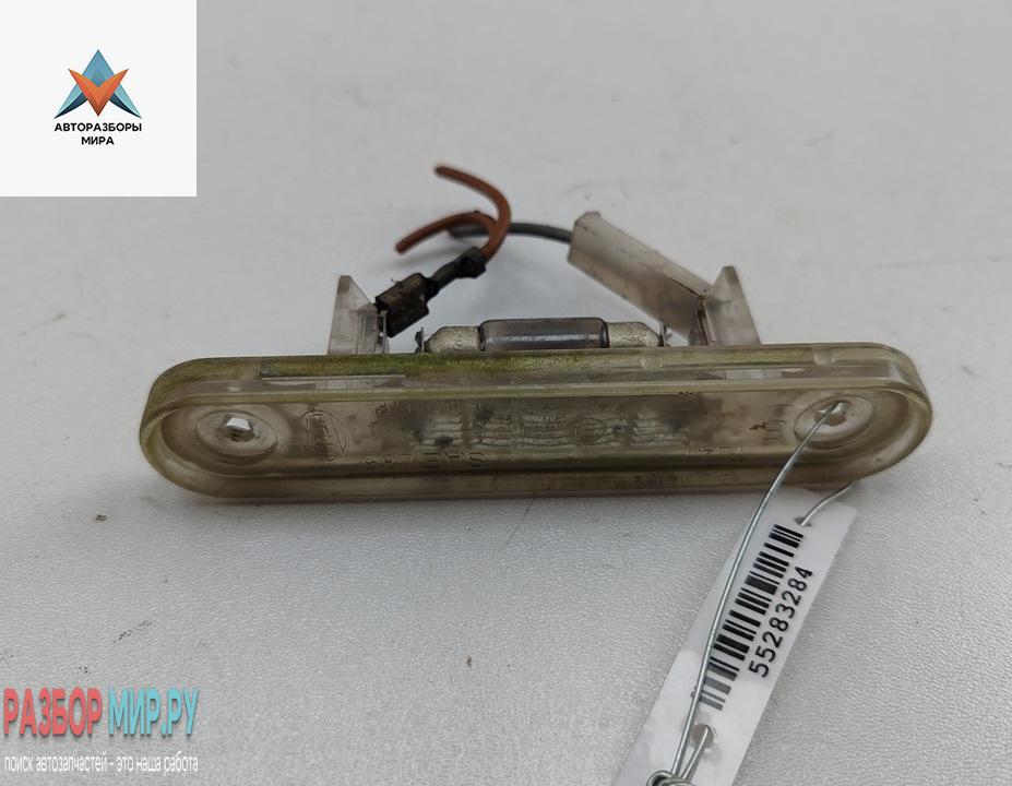 подсветка номера Mercedes-Benz E-Класс W124 1985, 2.3 л., бензин, АКПП, коричневый, седан, 1248200256 - фото №1