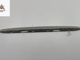 накладка подсветки номера Mercedes-Benz E-Класс W210/S210 1998, 2.8 л., бензин, АКПП, серый, седан, 2107580038