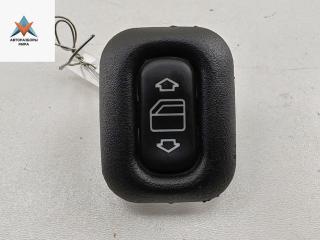 кнопка стеклоподъемника заднего левого Mercedes-Benz C-Класс W202/S202 [рестайлинг] 2000, 2.2 л., дизель, АКПП, серый, универсал, 2108208210