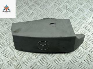 декоративная крышка двигателя Mercedes-Benz C-Класс W202/S202 [рестайлинг] 2000, 2.0 л., бензин, АКПП, серый, универсал, 1111580485