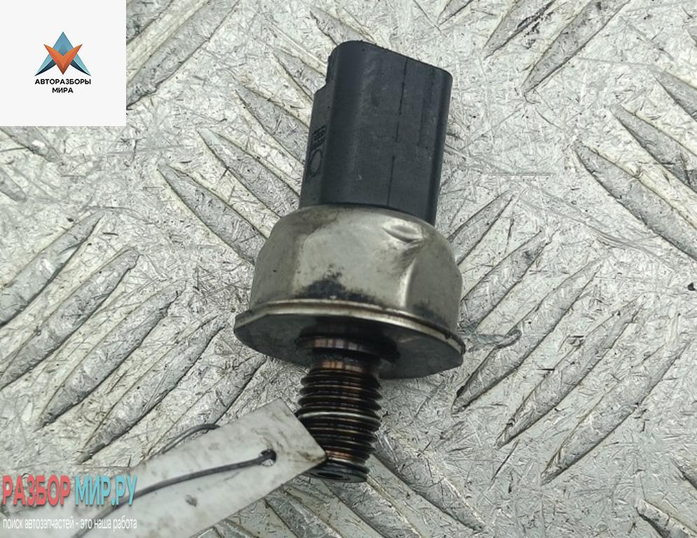 датчик давления топлива Citroen Jumpy 2 поколение 2010, 1.6 л., дизель, МКПП, белый, фургон - фото №1