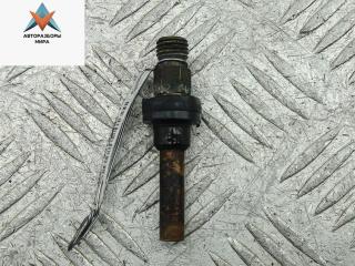 форсунка Mercedes-Benz C-Класс W201 [рестайлинг] 1989, 2.0 л., бензин, МКПП, красный, седан, 0000785623, 0437502042