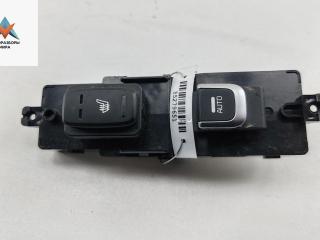кнопка стеклоподъемника заднего правого Kia Sorento 3 поколение 2016, 2.2 л., дизель, АКПП, серый, внедорожник 5 дв., 93590C5110