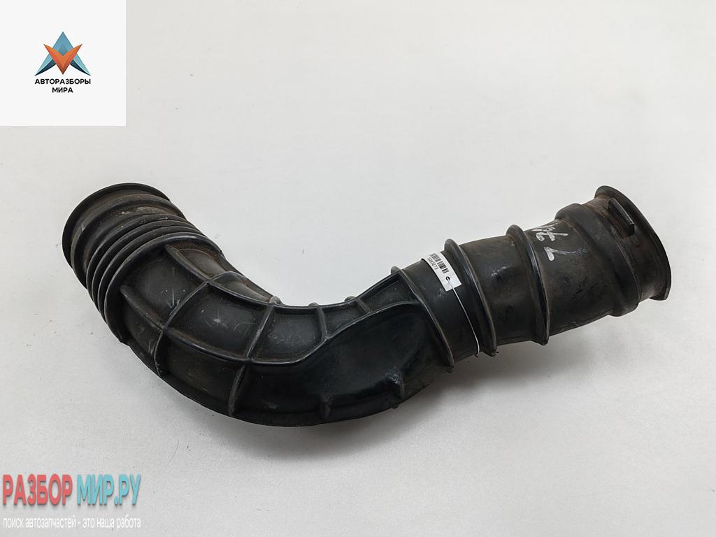 патрубок воздушного фильтра Renault Espace 4 поколение 2004, 3.5 л., бензин, 8200282395 - фото №1