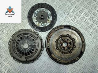 маховик Peugeot 308 T7 2009, 1.6 л., бензин, МКПП, белый, хетчбэк 5 дв., 9686047180