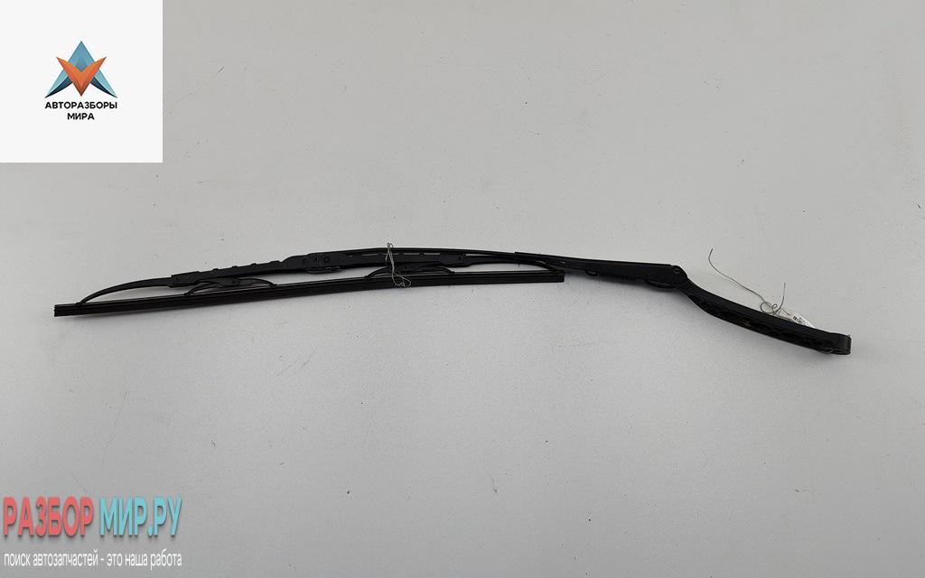 Щеткодержатель (поводок стеклоочистителя) передний BMW 3 серия E36 1996, 1.8 л., бензин, МКПП, зелёный, универсал - фото №1