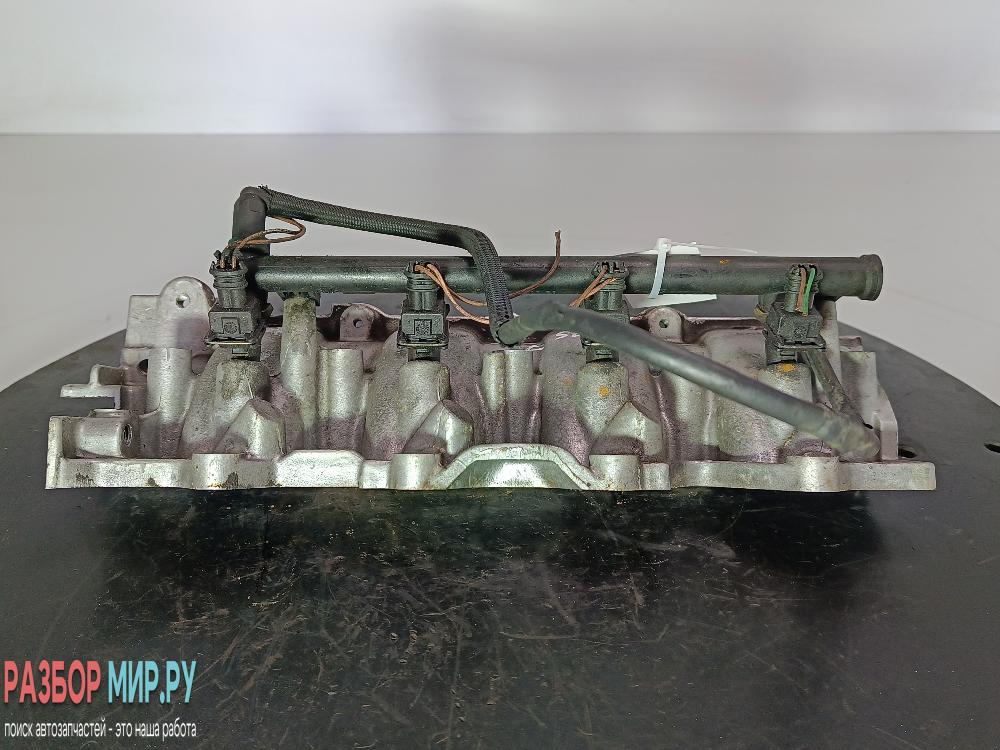 топливная рампа Renault Megane 2 поколение 2003, цвет, 8200139674C - фото №1