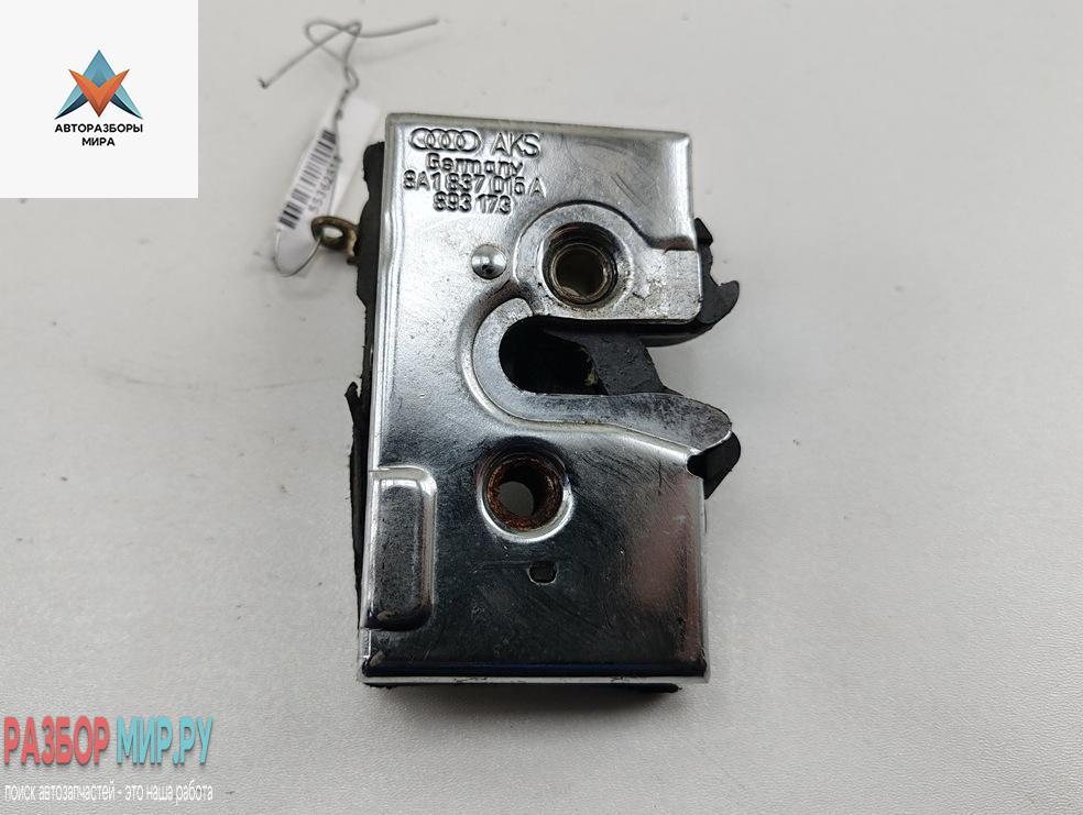 замок двери передней левой Audi 80 8C/B4 1994, 1.6 л., бензин, МКПП, синий, универсал, 8A1837015A - фото №1