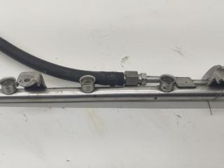 топливная рампа Audi A4 B6 2003, 1.8 л., Ti, бензин, АКПП, серый, седан, 06B133317N