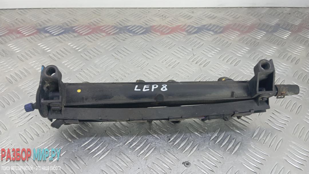 топливная рампа SEAT Altea 1 поколение 2007, 1.6 л., бензин, МКПП, хетчбэк 5 дв., 06A133317 - фото №1