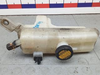 бачок расширительный Toyota RAV4 4 поколение (CA40) 2013, 2.2 л., дизель, АКПП, внедорожник 5 дв.