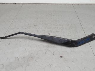 щеткодержатель (поводок стеклоочистителя, дворник) Honda Civic 10 поколение 2017, 1.0 л., бензин, МКПП, хетчбэк 5 дв.