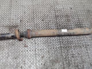 Карданный вал Volkswagen Touareg 1 поколение 2006, 2.5 л., дизель, МКПП, внедорожник 5 дв.