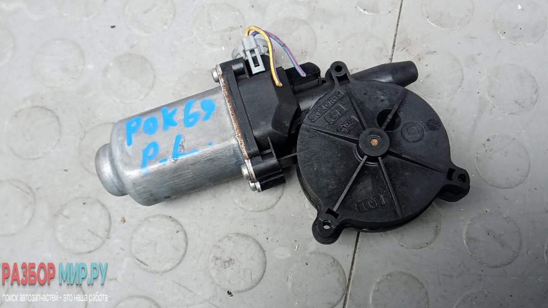 моторчик стеклоподъемника Nissan Primera P12 2005, 2.2 л., DCi, дизель, МКПП, хетчбэк 5 дв. - фото №1
