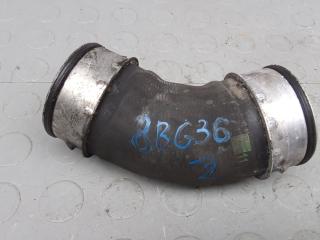 патрубок интеркулера Volkswagen Transporter T5 2005, 1.9 л., дизель, МКПП, микроавтобус