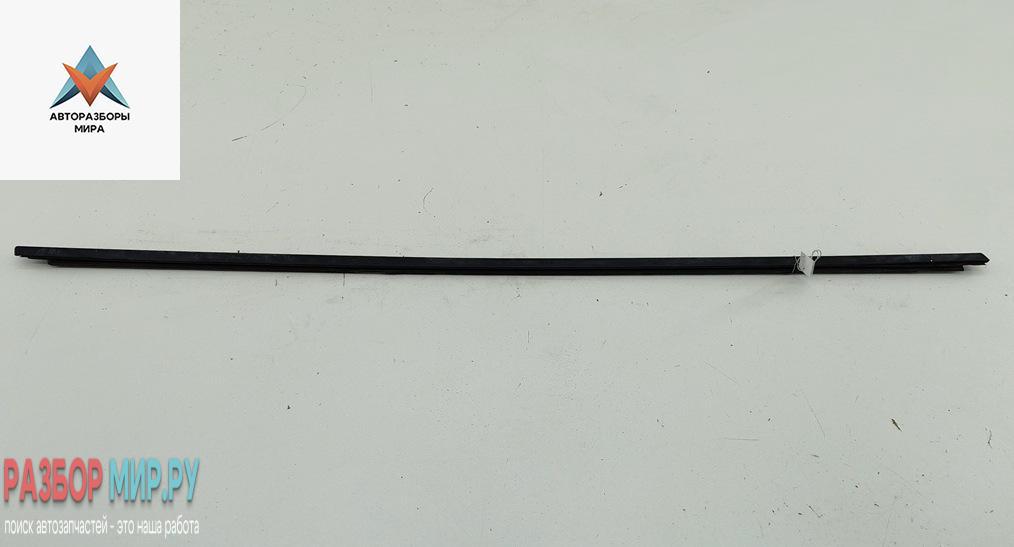 Молдинг стекла двери задней правой наружный BMW 5 серия E39 1999, 2.0 л., бензин, МКПП, серый, седан - фото №1