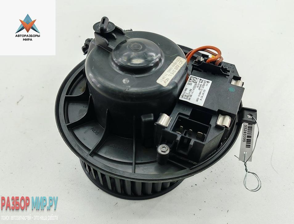 моторчик печки Volkswagen Passat B6 2007, 2.0 л., дизель, МКПП, чёрный, универсал, 3C1820015L - фото №1