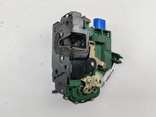 замок двери передней правой Volkswagen Golf 4 поколение 1999, 1.4 л., бензин, МКПП, синий, хетчбэк 5 дв., 3B1837016