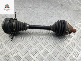 полуось передняя левая (приводной вал, ШРУС) Volkswagen Passat B6 2007, 2.0 л., дизель, МКПП, чёрный, универсал