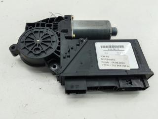 моторчик стеклоподъемника передний левый Volkswagen Touareg 1 поколение 2005, 2.5 л., АКПП, внедорожник 5 дв., 3D1959793E.7L0959701A