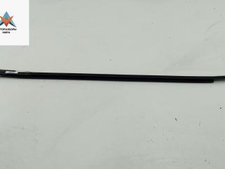 Молдинг стекла двери наружный Ford Focus 3 поколение 2013, 1.0 л., бензин, МКПП, чёрный, хетчбэк 5 дв.